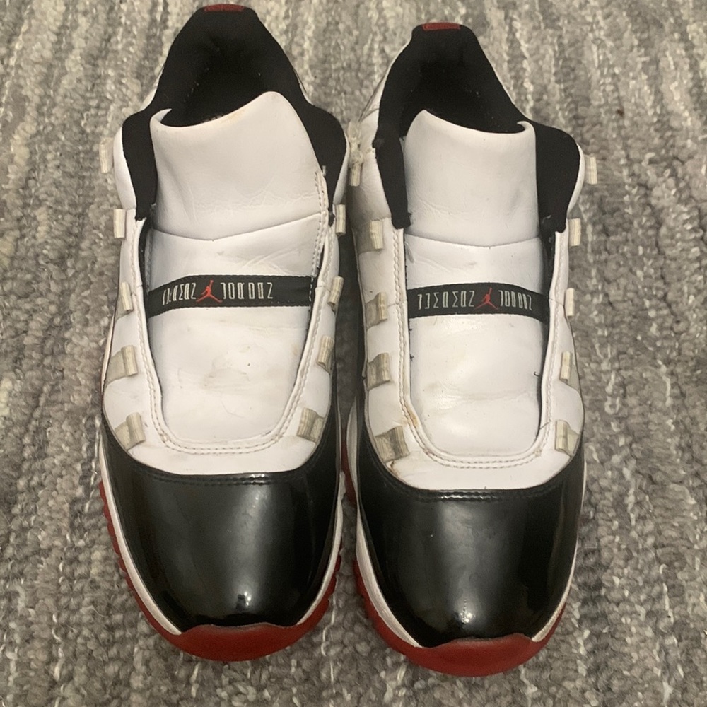 Mens Jordan’s . Size 10 1-2 needs insoles.. no laces